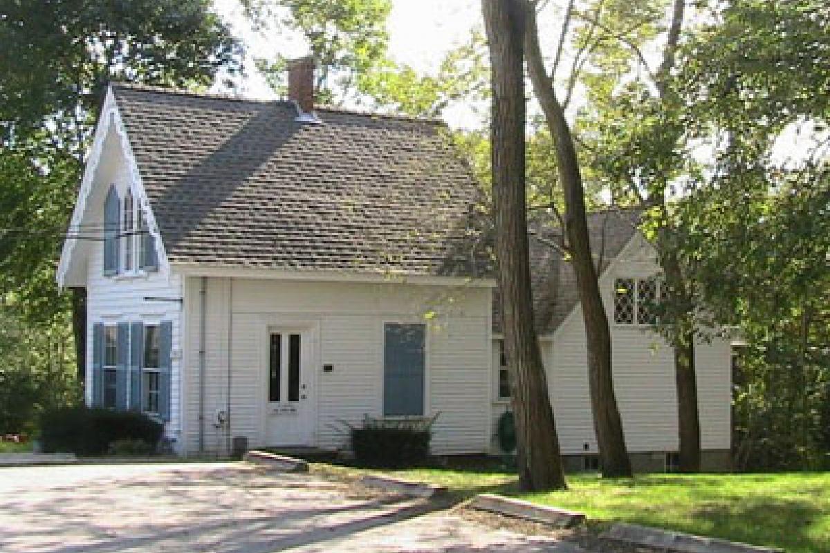 South Dennis Free Library